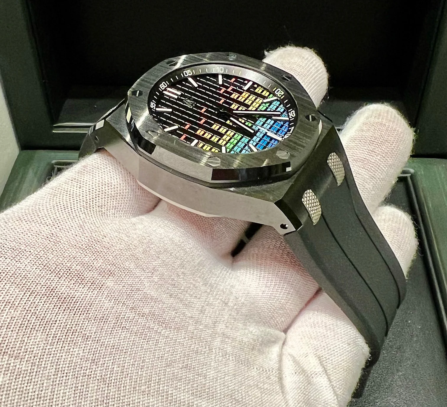 Audemars Piguet Royal Oak Offshore Selfwinding - Music Edition 2022 like new - Image 3