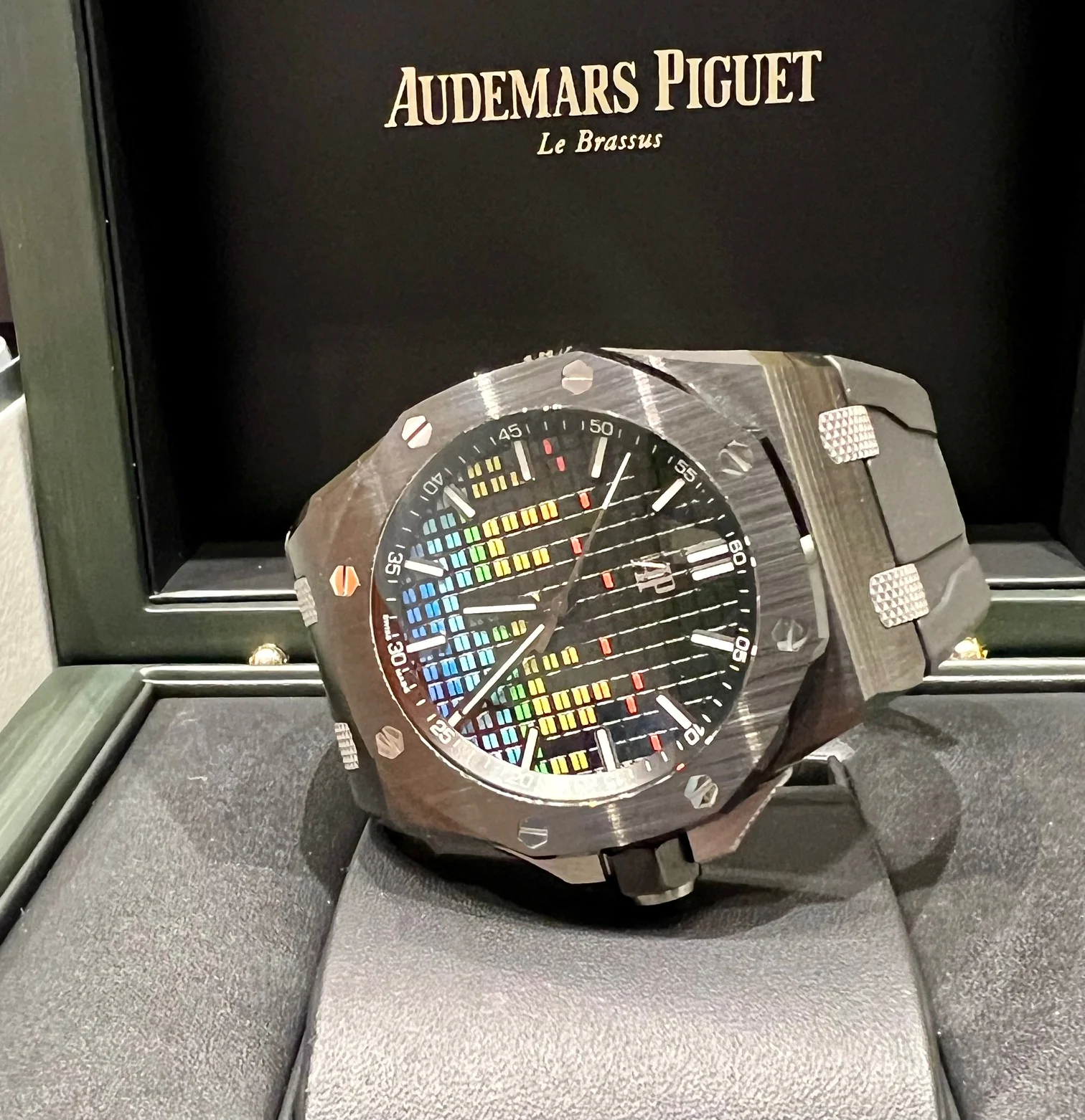 Audemars Piguet Royal Oak Offshore Selfwinding - Music Edition 2022 like new - Image 7