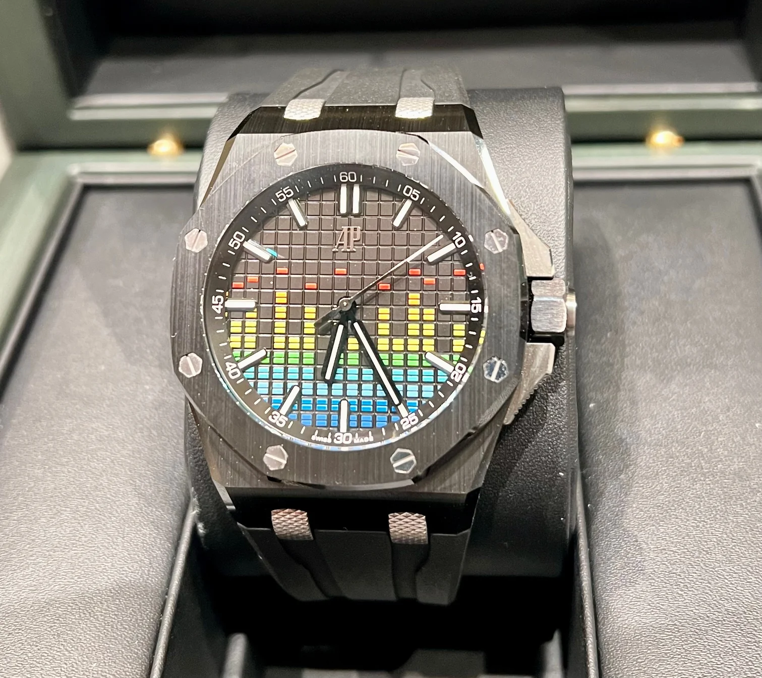 Audemars Piguet Royal Oak Offshore Selfwinding - Music Edition 2022 like new - Image 8