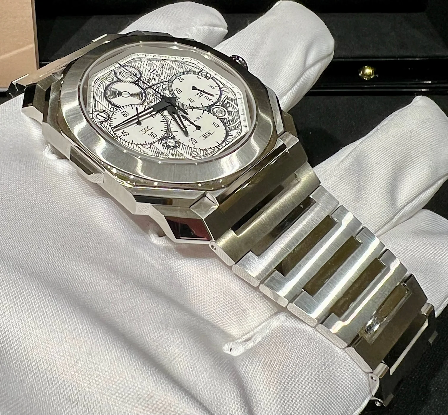 Bulgari Octo Finissimo Sketch 104192 like new 2024 - Image 3