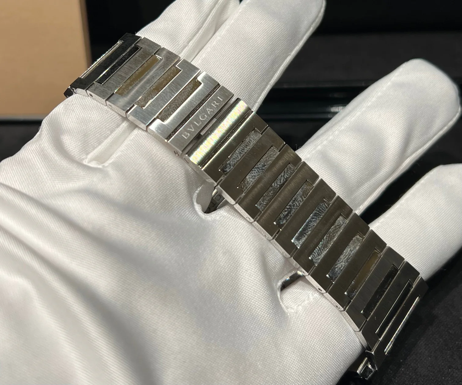 Bulgari Octo Finissimo Sketch 104192 like new 2024 - Image 4