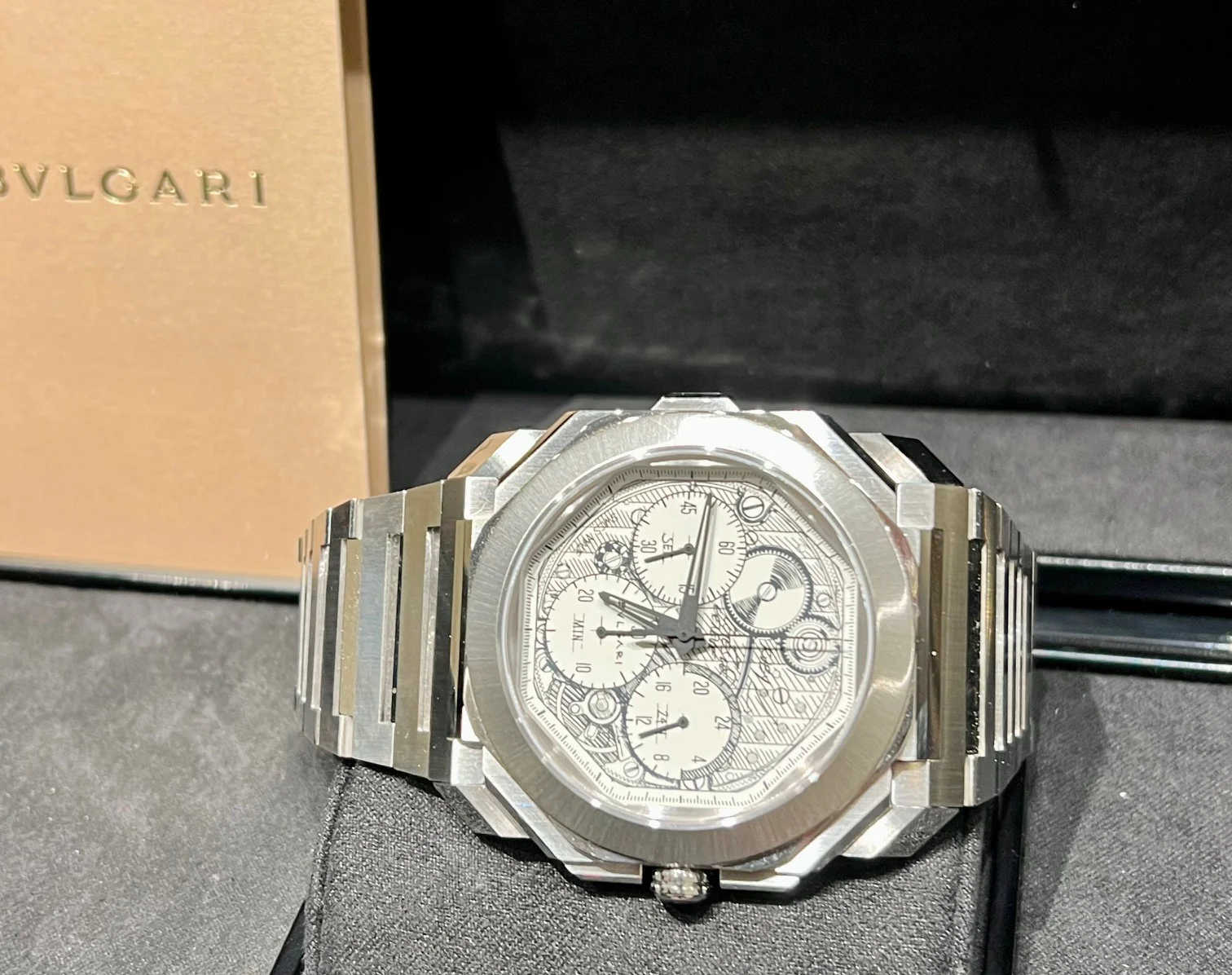 Bulgari Octo Finissimo Sketch 104192 like new 2024 - Image 7