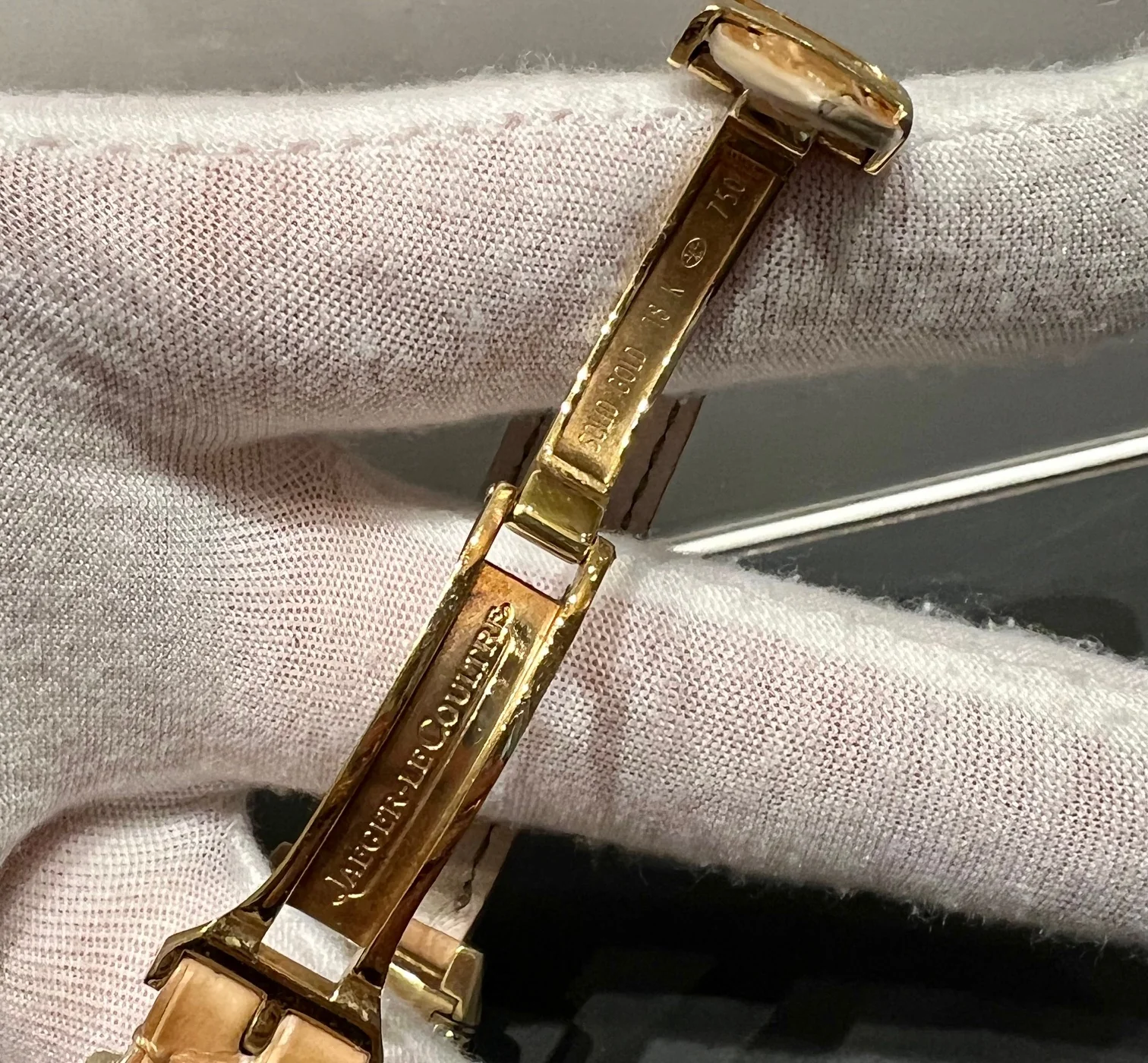 Jaeger-LeCoultre Reverso 18k Diamond 265.1.08 only watch - Image 6