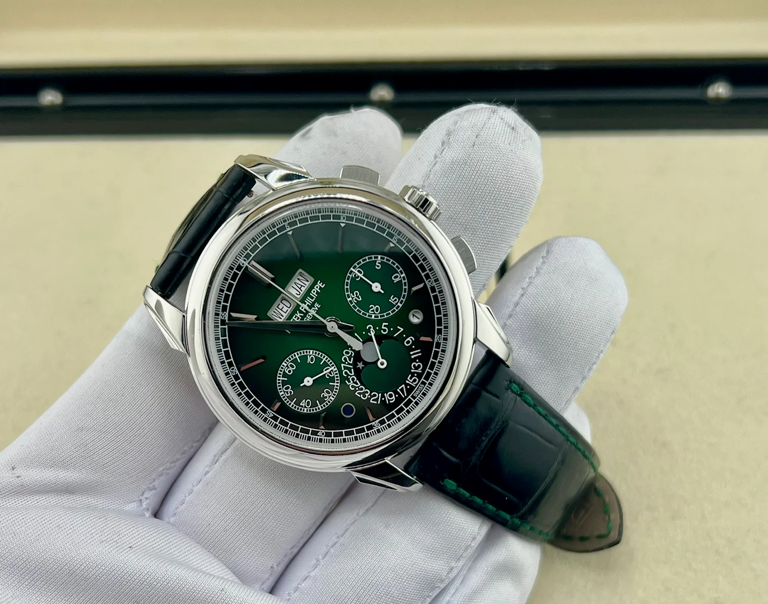 Patek Philippe Grand Complications 5270P 2022 Platinum NO double case back - Image 4