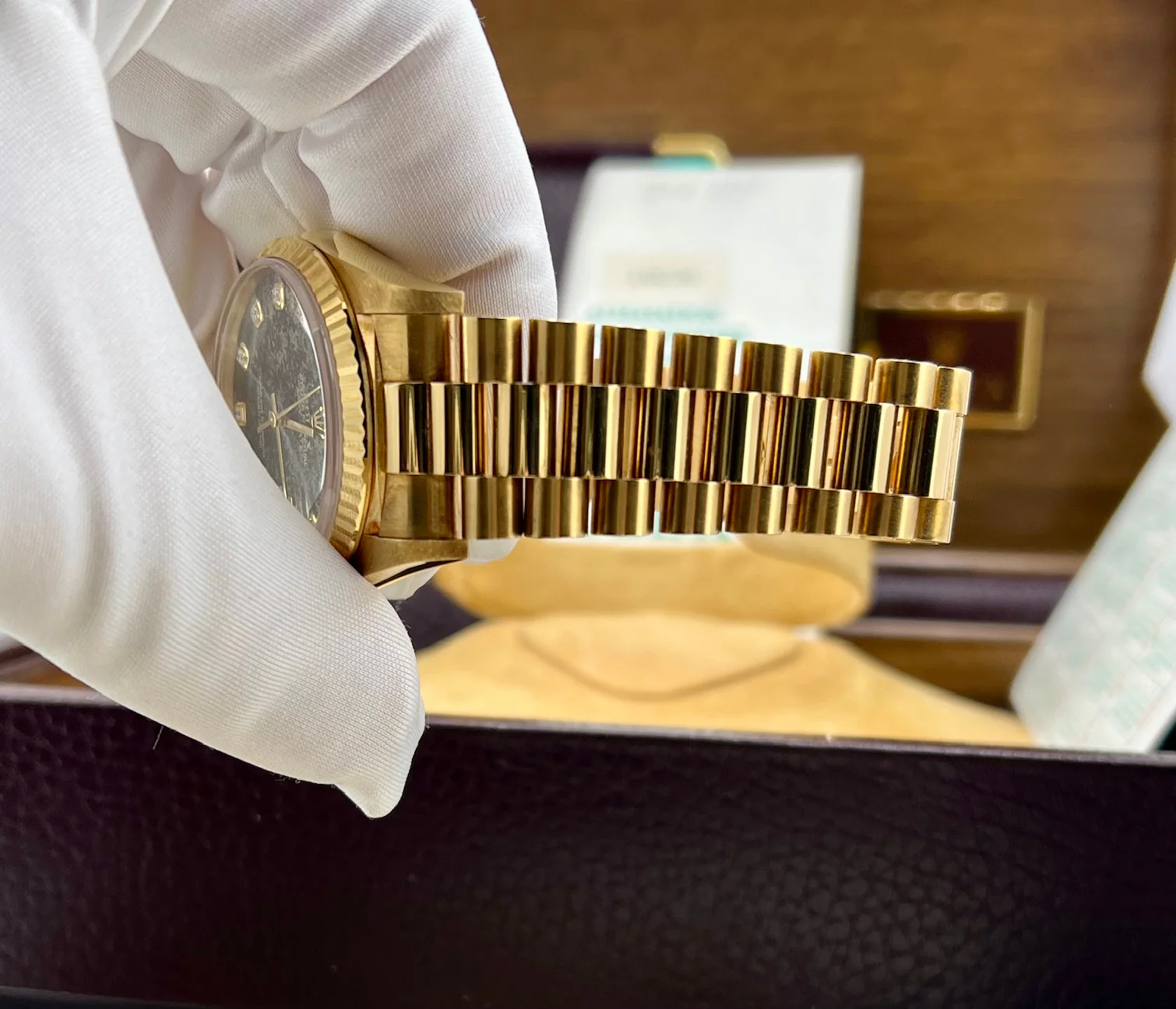 Rolex Day-Date 36mm 18238 ''Pirite'' Dial Diamond Index Full Set 1991 - Image 5