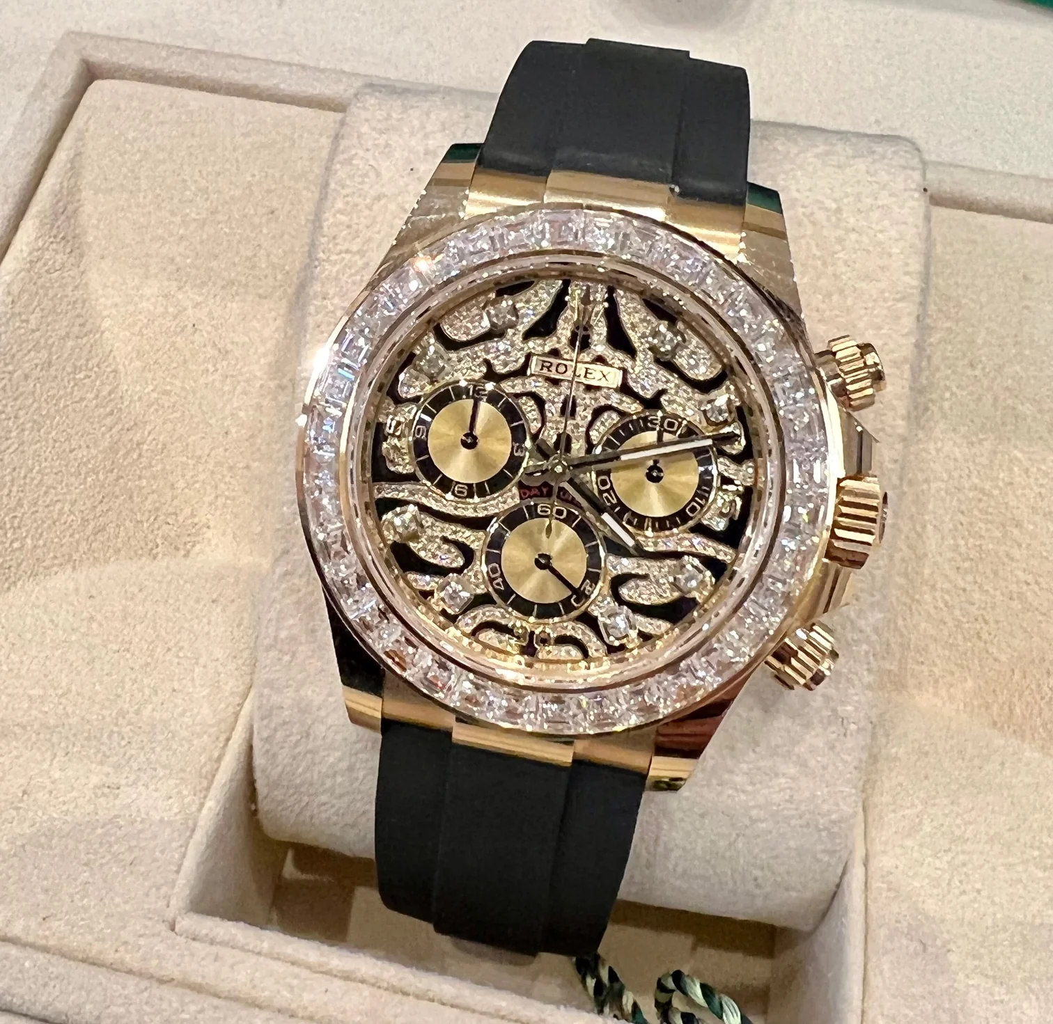 Rolex Daytona "Eye Of The Tiger" 116588TBR 2021 Stickers - Image 7