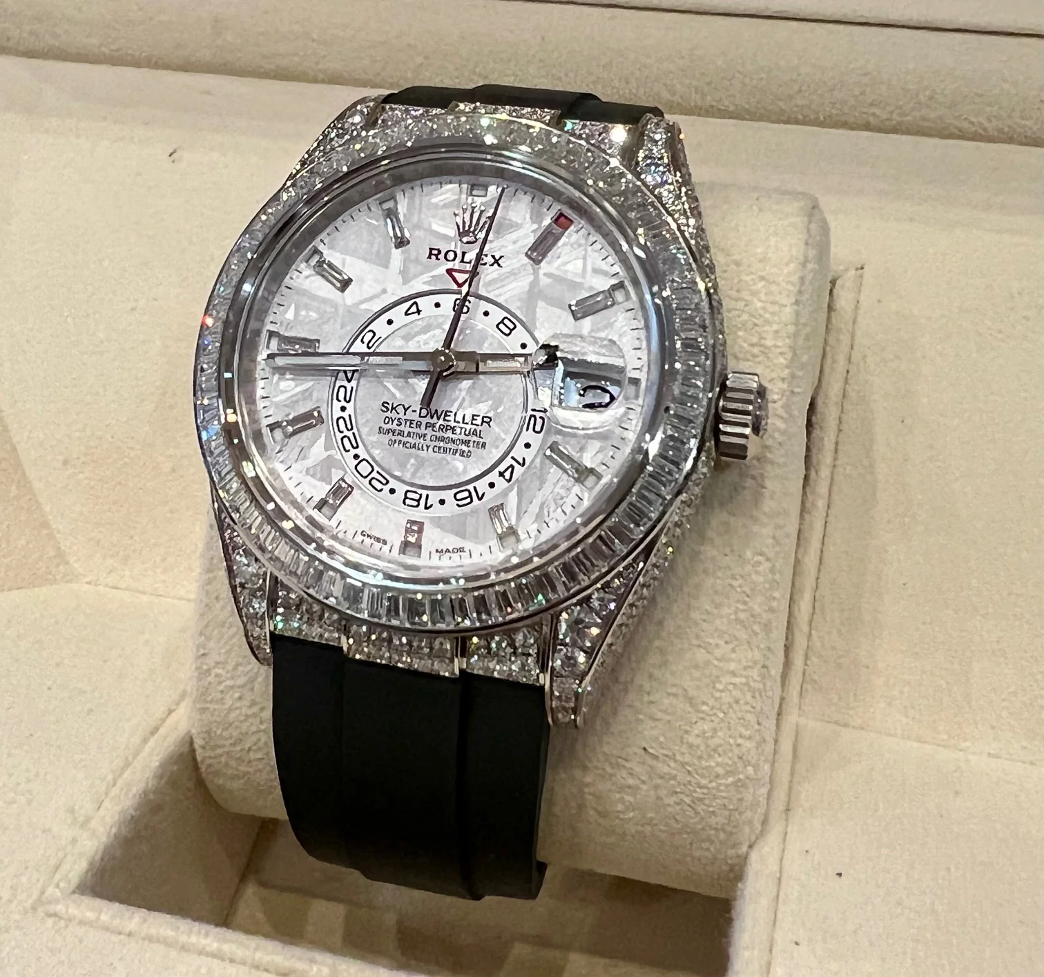 Rolex Sky-Dweller 326259TBR new 2022 - Image 7